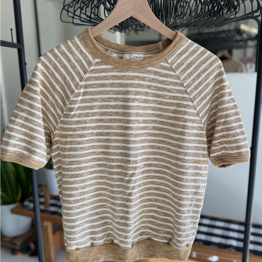 Striped Short Sleeve Sweatshirt size M